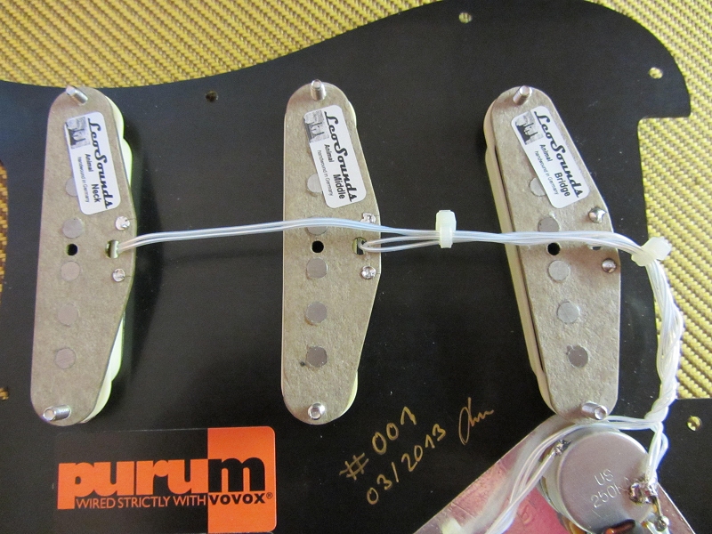 Vovox PURUM wiring on a Strat